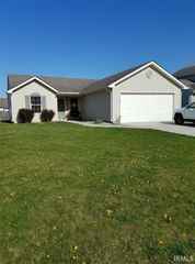 12202 Mossy Oak Run, Fort Wayne, IN 46845