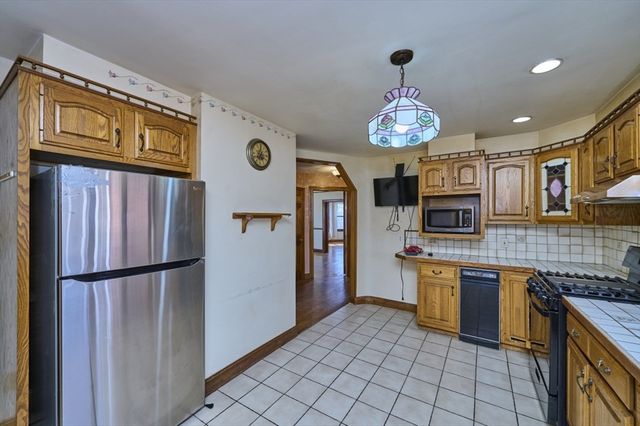 53 Roseclair St, Boston, MA 02125