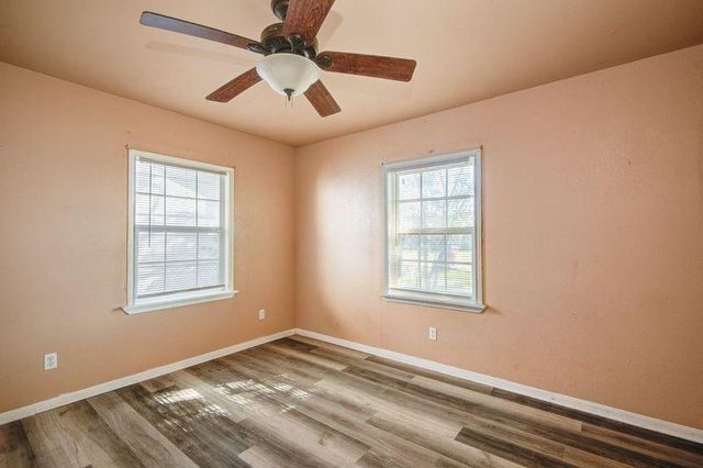 714 W 7th Street, Freeport, TX 77541