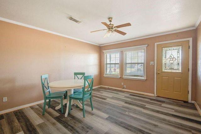 714 W 7th Street, Freeport, TX 77541