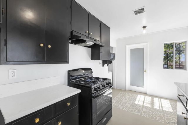 3543 Myrtle Ave, San Diego, CA 92104