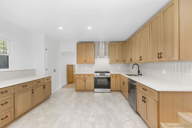 3543 Myrtle Ave, San Diego, CA 92104