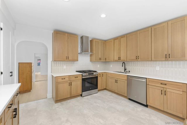 3543 Myrtle Ave, San Diego, CA 92104