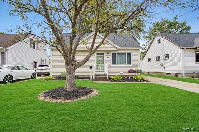 189 Delray Avenue, West Seneca, NY 14224