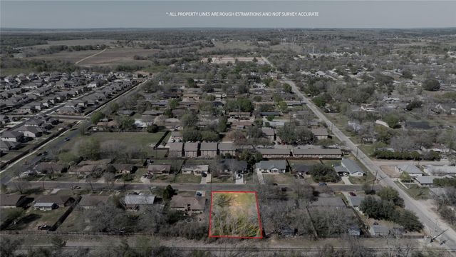 411 Persimmon ST, Bastrop, TX 78602