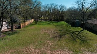 411 Persimmon ST, Bastrop, TX 78602