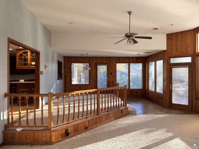 701 Parkview Drive, Wamego, KS 66547