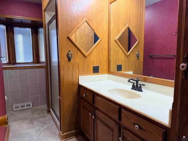 701 Parkview Drive, Wamego, KS 66547