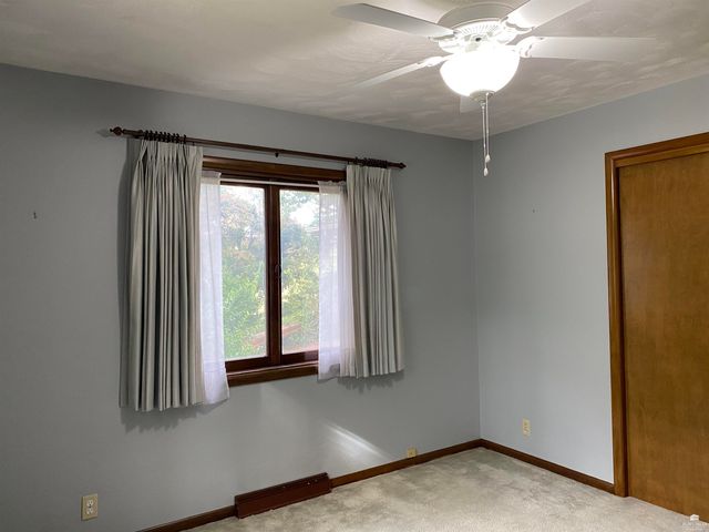 701 Parkview Drive, Wamego, KS 66547