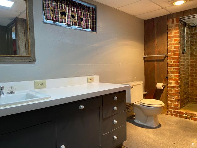 701 Parkview Drive, Wamego, KS 66547