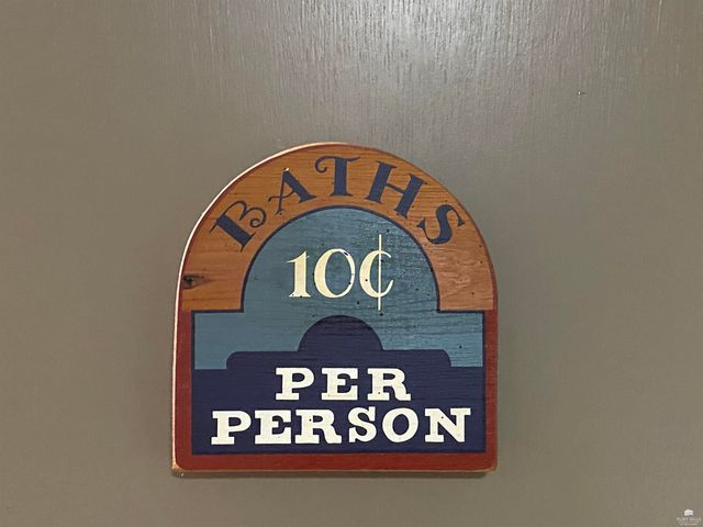 701 Parkview Drive, Wamego, KS 66547