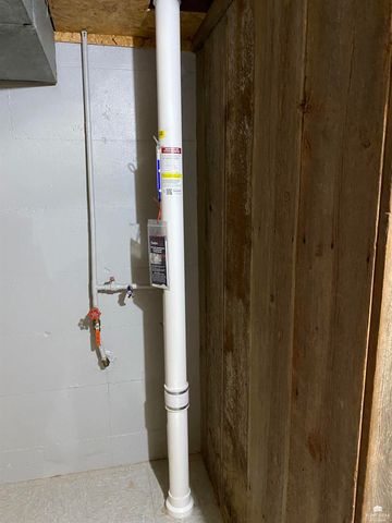 701 Parkview Drive, Wamego, KS 66547