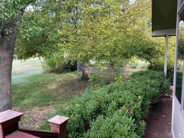 701 Parkview Drive, Wamego, KS 66547