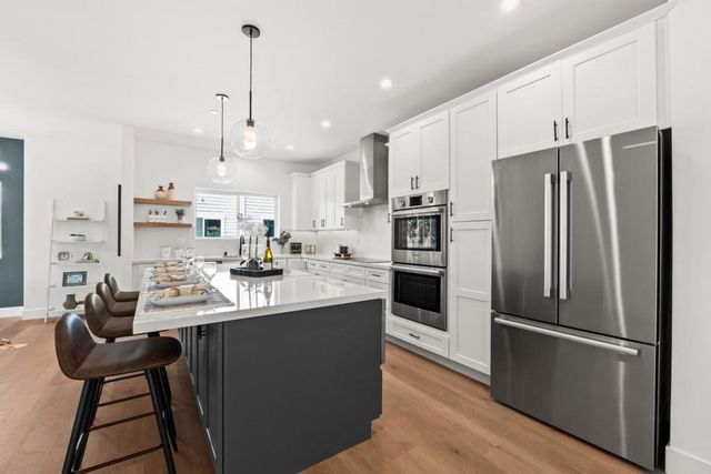 Sierra Vista Avenue, Mountain View, CA 94043