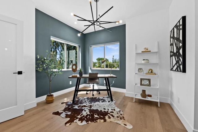 Sierra Vista Avenue, Mountain View, CA 94043