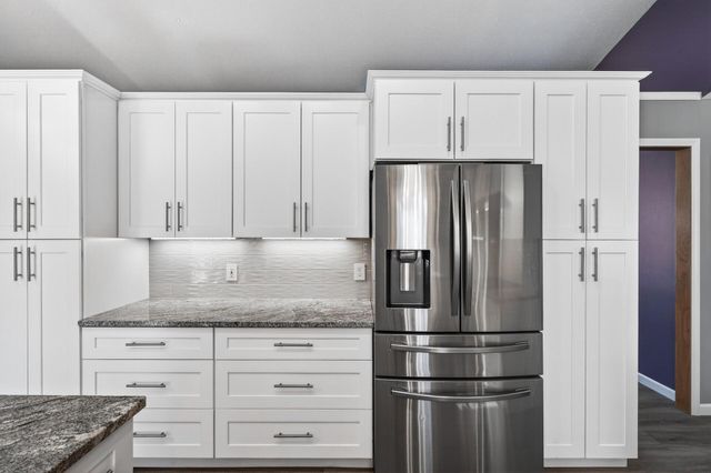 11313 71st Avenue N, Maple Grove, MN 55369