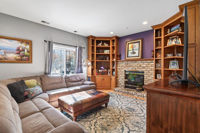 11313 71st Avenue N, Maple Grove, MN 55369