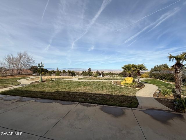5739 Avenida Entrada, Palmdale, CA 93551