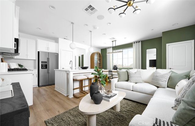 4240 East Honeybee Paseo, Ontario, CA 91761