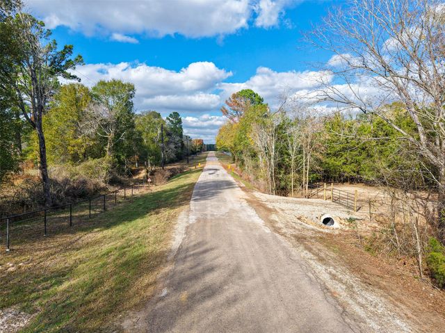 31174 Courtney Road, Waller, TX 77484