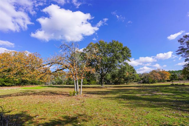 31174 Courtney Road, Waller, TX 77484