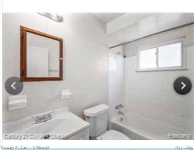 212 Arcola, Inkster, MI 48141