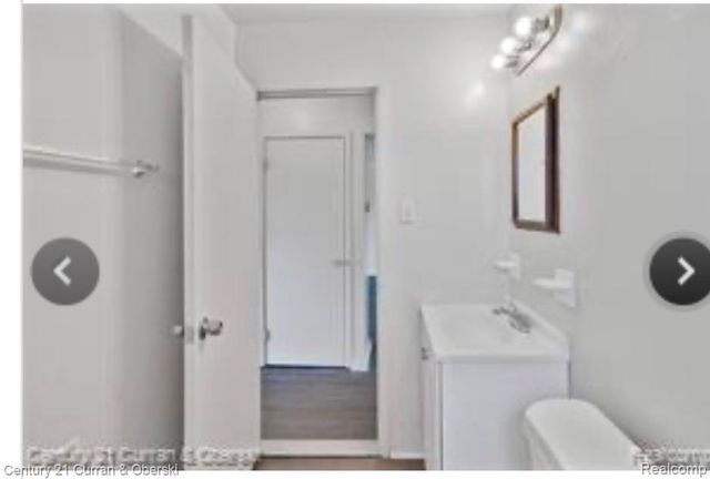 212 Arcola, Inkster, MI 48141