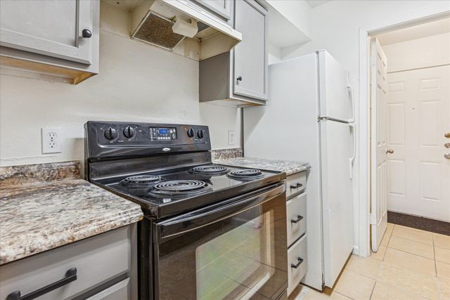 8212 Sam Rayburn DR 4, Austin, TX 78753