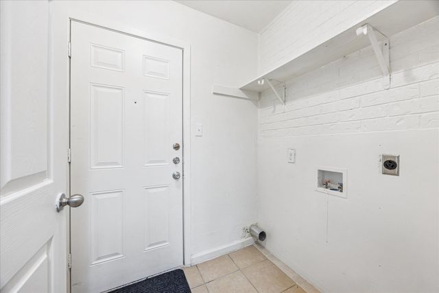 8212 Sam Rayburn DR 4, Austin, TX 78753