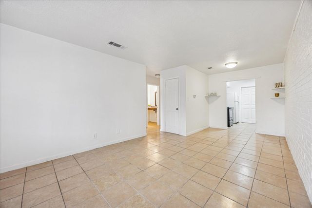 8212 Sam Rayburn DR 4, Austin, TX 78753