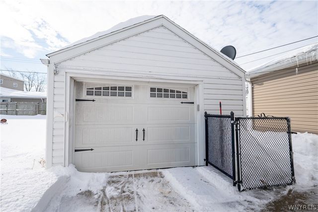 825 Brighton Road, Tonawanda, NY 14150