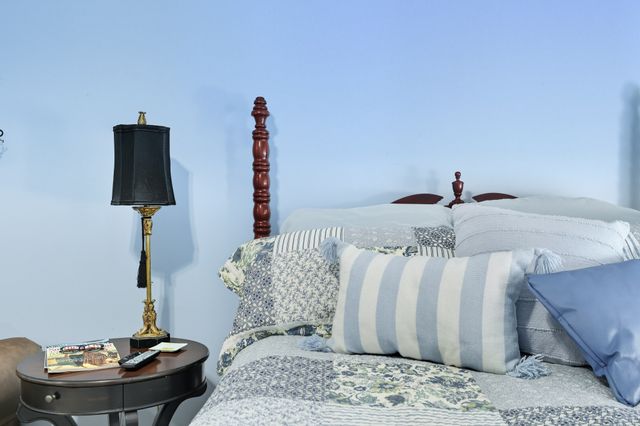 997 Grassland Chase Dr, Gallatin, TN 37066