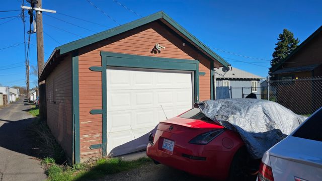 1217 E Wellesley Ave, Spokane, WA 99207