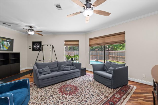 3 Dunlin Meadow Court, The Woodlands, TX 77381