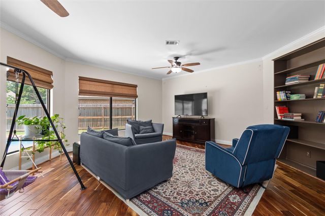 3 Dunlin Meadow Court, The Woodlands, TX 77381