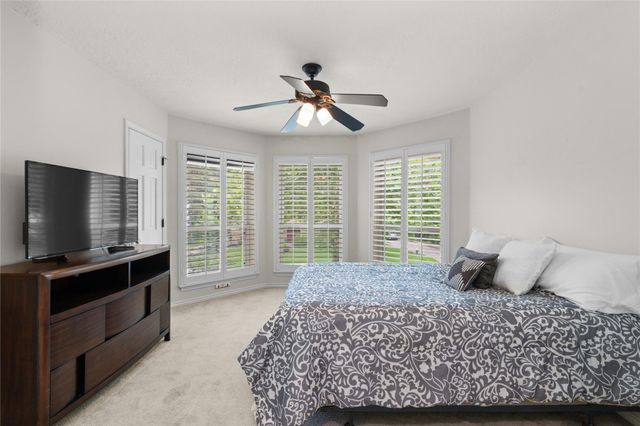 3 Dunlin Meadow Court, The Woodlands, TX 77381