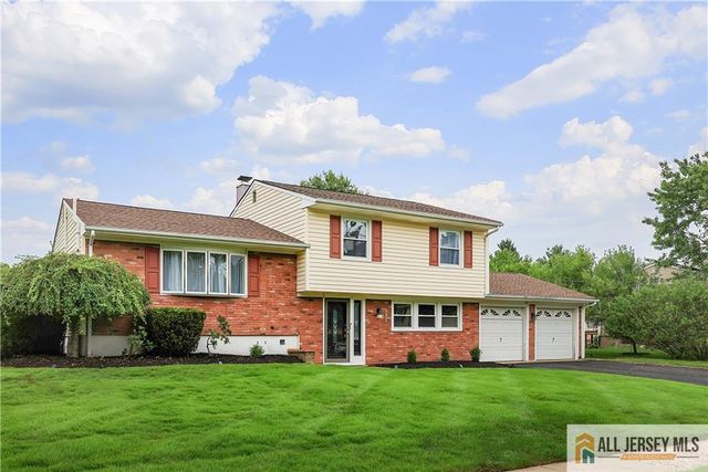 525 Shirley Parkway, Piscataway, NJ 08854