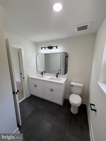 141 TAYLOR RD, Newfield, NJ 08344