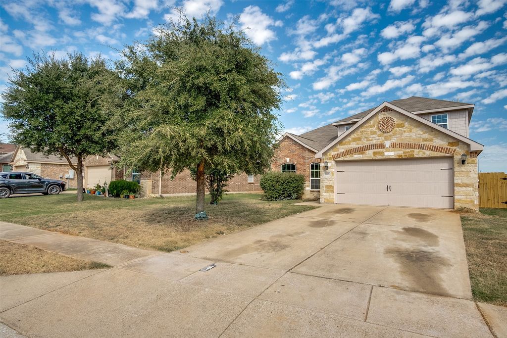 4108 Tower Lane, Crowley, TX 76036