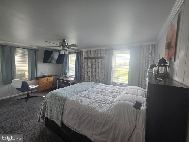 838 DUTCH MILL RD, Newfield, NJ 08344