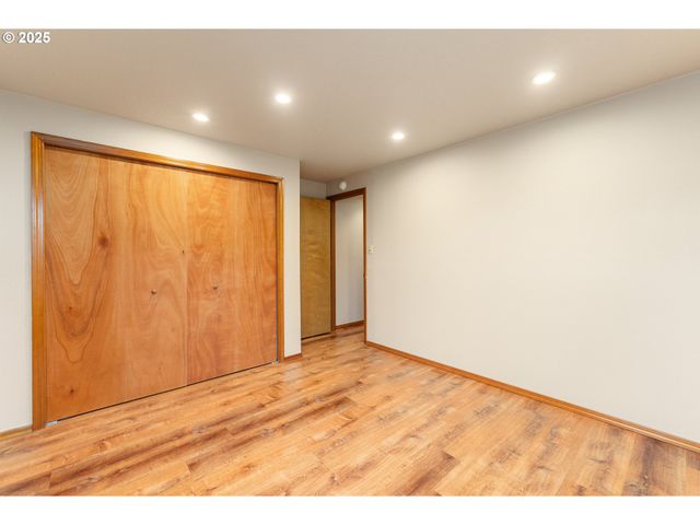 2315 Ne 156TH Pl, Portland, OR 97230