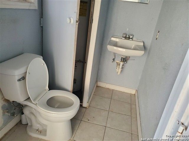 384 Longview, San Antonio, TX 78220