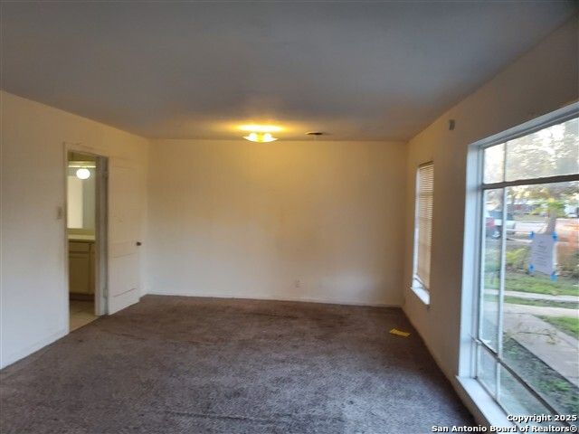 384 Longview, San Antonio, TX 78220