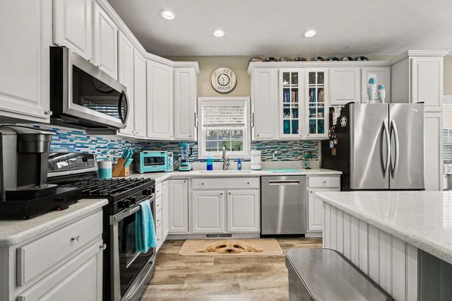 107 Lakeview Drive A, Walkerton, IN 46574