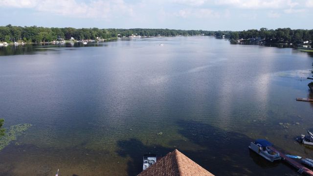 107 Lakeview Drive A, Walkerton, IN 46574