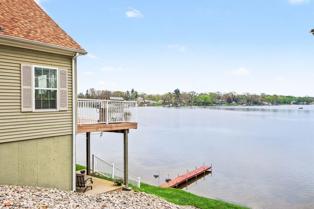 107 Lakeview Drive A, Walkerton, IN 46574