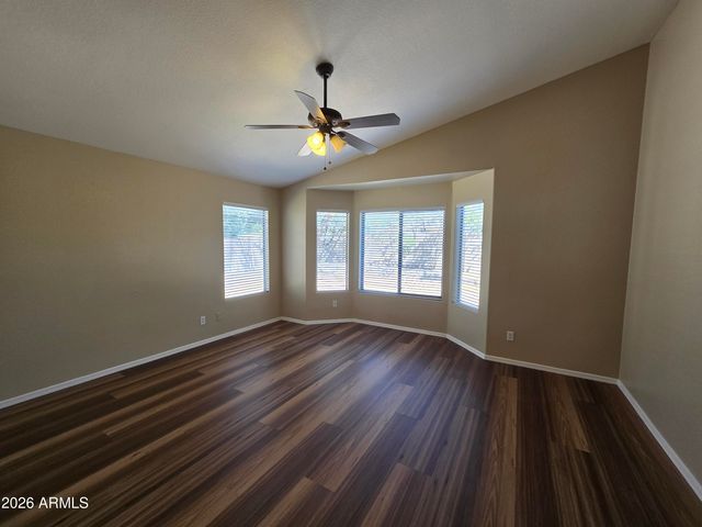 1074 E CATHY Drive, Gilbert, AZ 85296