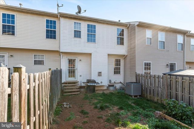 107 CANNON CT, Strasburg, VA 22657