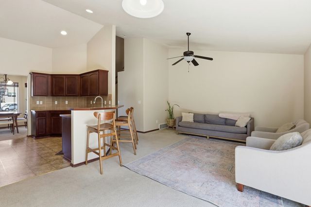 17202 N Cooper Ln, Colbert, WA 99005