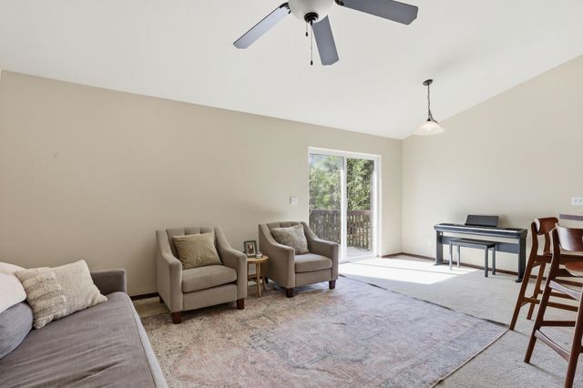 17202 N Cooper Ln, Colbert, WA 99005
